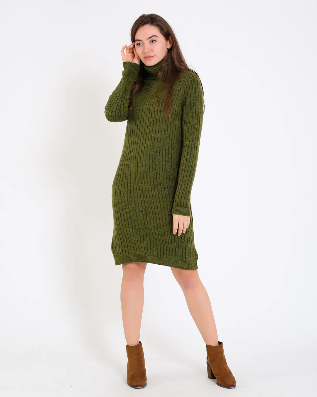 robe en laine colle roulé